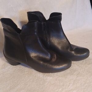 Black Leather Ankle Boots Ecoc Size 39